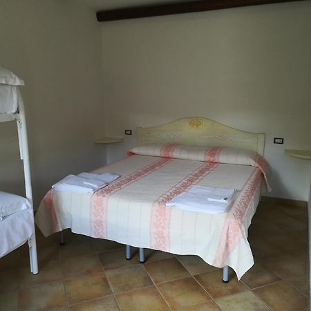 Agriturismo Donnolu Tertenìa Δωμάτιο φωτογραφία