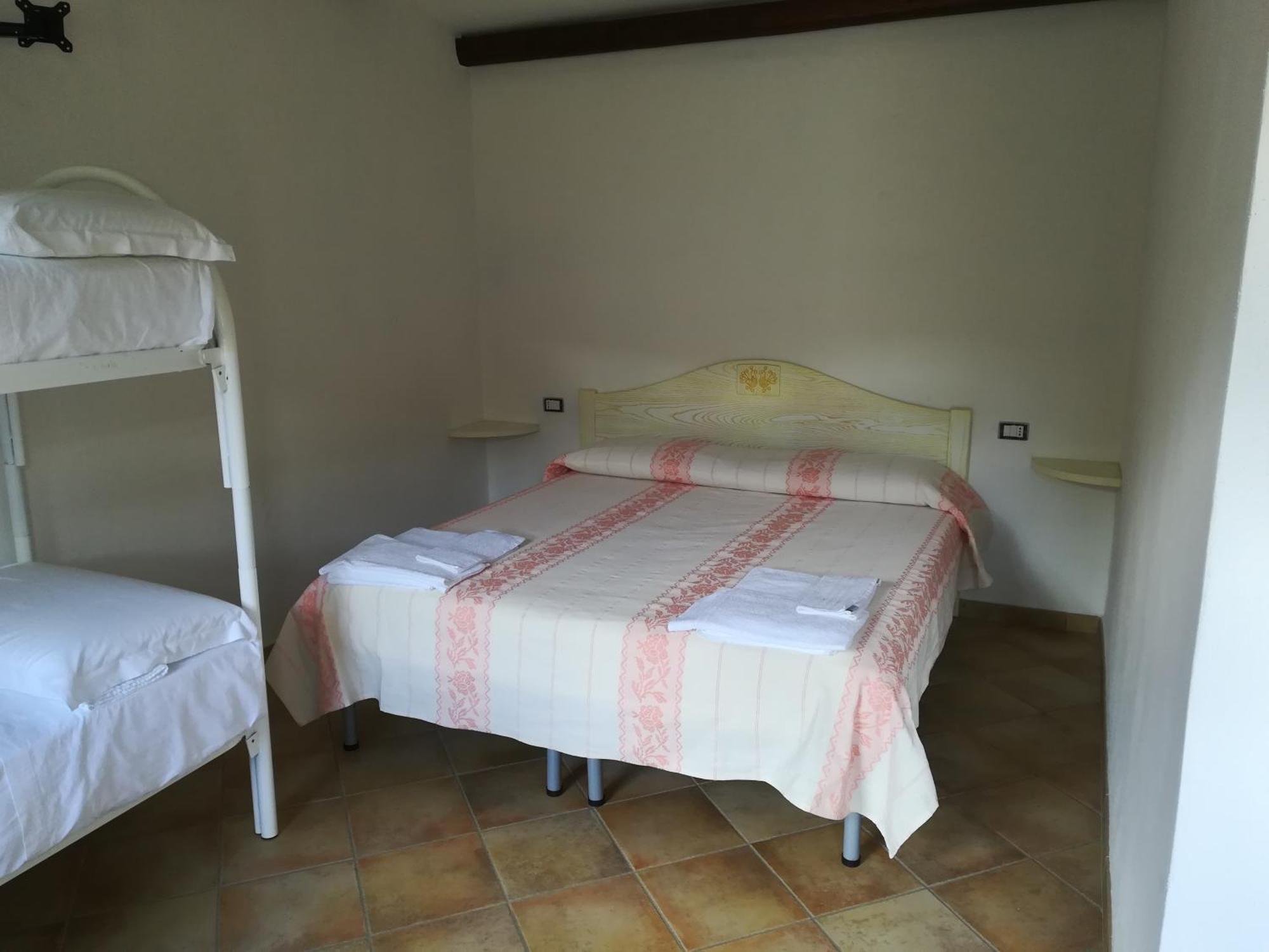 Agriturismo Donnolu Tertenìa Δωμάτιο φωτογραφία